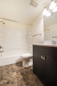 11-web-or-mls-812 9th Ave S #8_4J6A5944