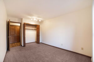 6-web-or-mls-812 9th Ave S #8_4J6A5909